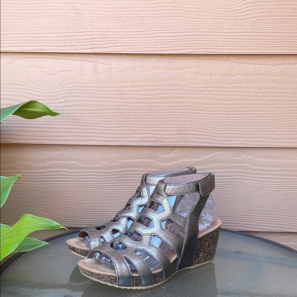 Dansko Leather Silver Wedge Sandals with Metallic Finish size 38 or 7.5